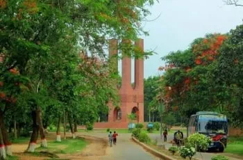 বান্ধবীকে উত্ত্যক্ত করায় জাবির দুই হলে সংঘর্ষ, আহত ২০