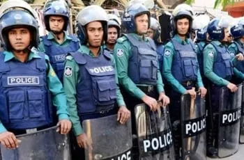 সাভারে ব্যাপক সংখ্যক পুলিশ মোতায়েন