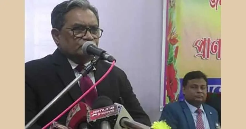 বঙ্গবন্ধুর হত্যাকারীদের প্রকাশ্যে আনতে কমিশন গঠন করা উচিত: প্রধান বিচারপতি