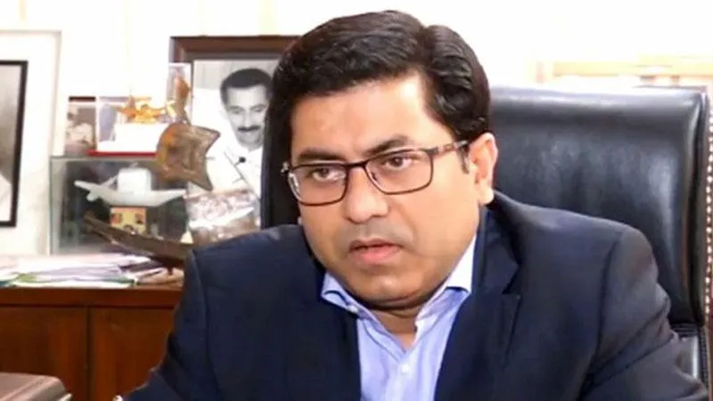 ব্যাটারিচালিত রিকশার বিরুদ্ধে অভিযান চালানো হবে: তাপস