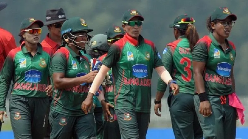 জিম্বাবুয়েকে গুঁড়িয়ে দিল বাংলাদেশের মেয়েরা