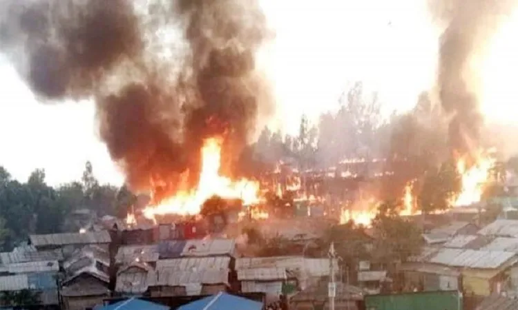 রোহিঙ্গা ক্যাম্পে ফের অগ্নিকাণ্ড, ১ শিশুসহ ৩শ ঘর পুড়ে ছাই