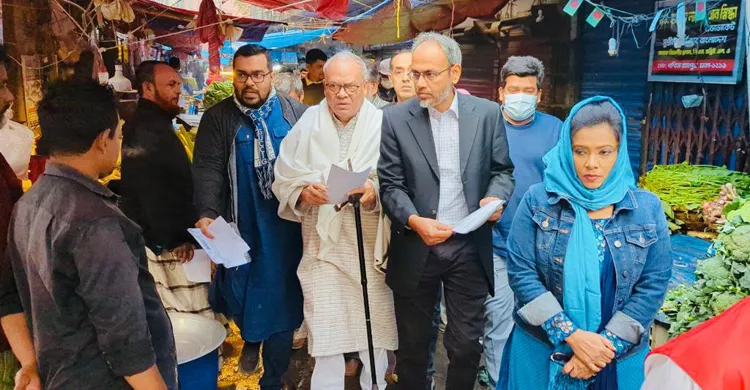 ভোট বর্জন-সরকারকে অসহযোগিতার আহ্বান রিজভীর, লিফলেট বিতরণ
