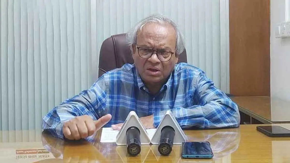 ট্রেনে আগুনের ঘটনাকে ‘সুপরিকল্পিত নাশকতা’ মনে করছেন রিজভী