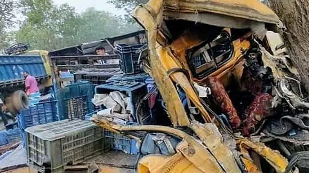 রাজশাহীতে সড়ক দুর্ঘটনায় নিহত ৩