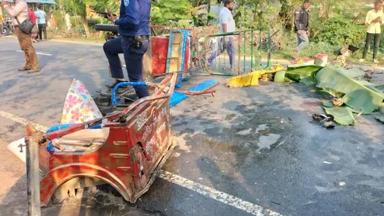 বাস-ইজিবাইকের সংঘর্ষে নিহত ৪