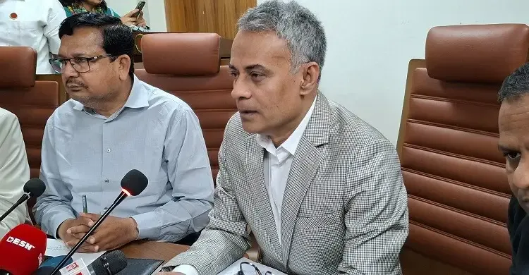 ঈদযাত্রায় অতিরিক্ত ভাড়া নিলে বাসের রুট পারমিট বাতিল: মন্ত্রী