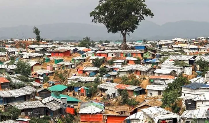 টেকনাফ রোহিঙ্গা ক্যাম্প সংলগ্ন পাহাড়ে গোলাগুলি