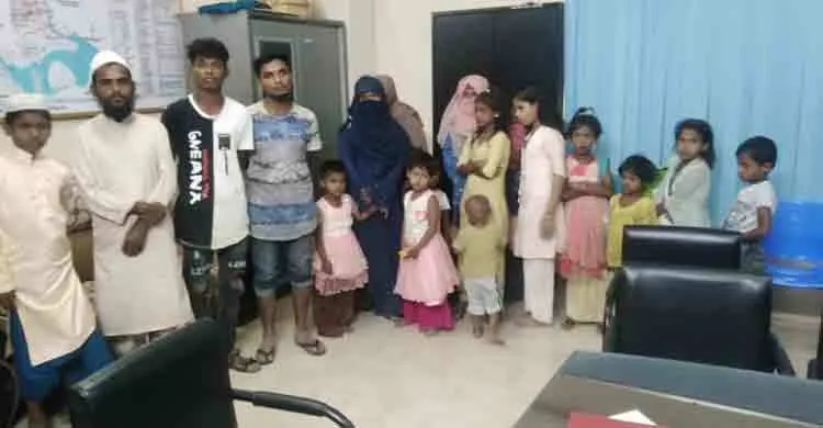 ভাসানচর থেকে পালিয়ে আসা ১৮ রোহিঙ্গা আটক