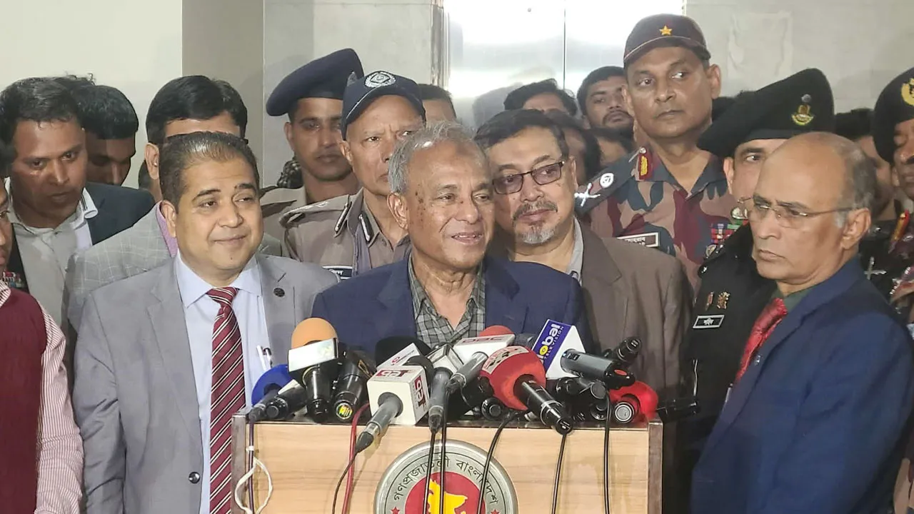 উৎসবমুখর পরিবেশে নির্বাচন হবে : স্বরাষ্ট্র উপদেষ্টা