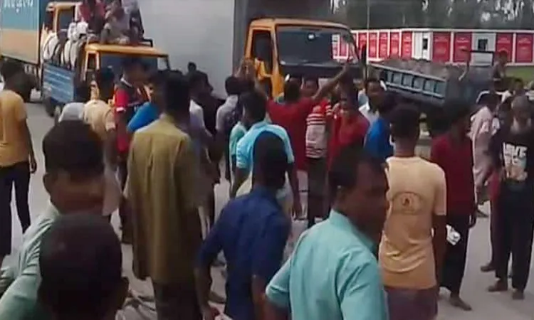 রংপুর-ঢাকা মহাসড়ক অবরোধ করে কৃষকদের বিক্ষোভ