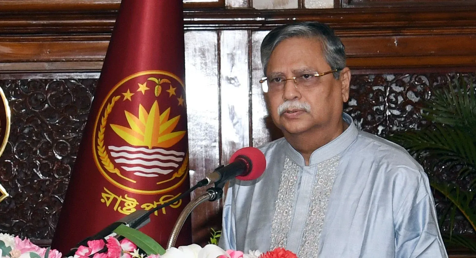 সাধারণ মানুষ এখনো থানায় যেতে ভয় পায়: রাষ্ট্রপতি