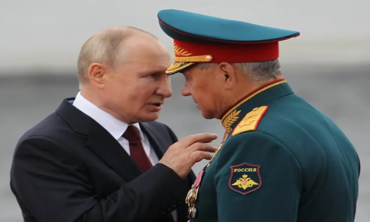Russia discusses Ukraine in calls with France, Turkey