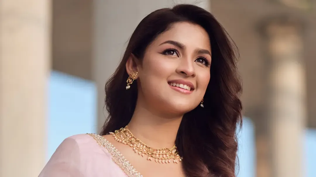 কাদা ছোড়াছুড়ি করতে চাই না : সাদিয়া আয়মান
