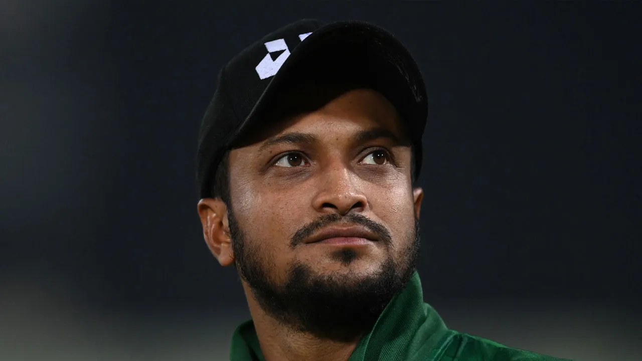 আন্তর্জাতিক ক্রিকেটেও তবে নিষিদ্ধ হচ্ছে সাকিবের বোলিং?