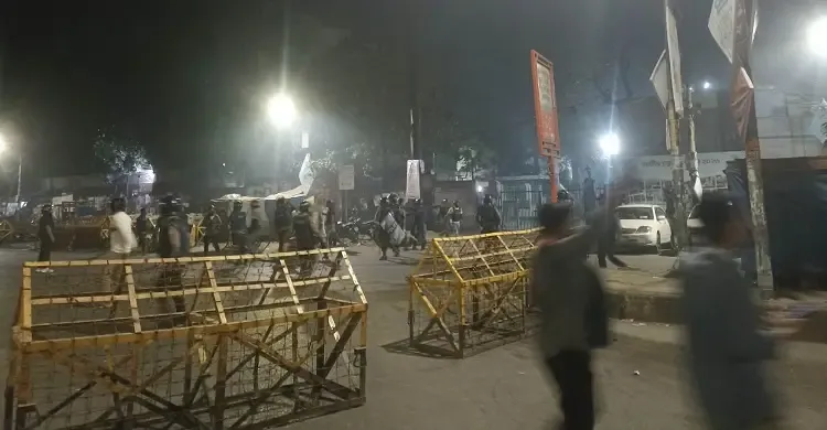 ফের রণক্ষেত্র শাহবাগ, পুলিশের লাঠিচার্জে ছত্রভঙ্গ আন্দোলনকারীরা