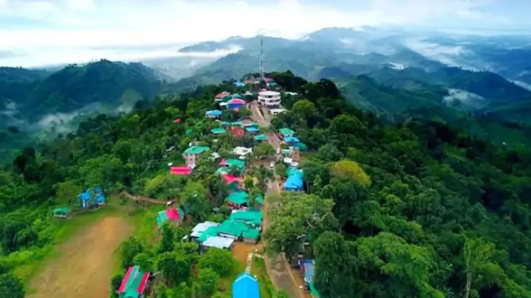 সাজেকে আটকা ৫ শতাধিক পর্যটক, রিসোর্ট ভাড়া নিচ্ছেন না মালিকরা