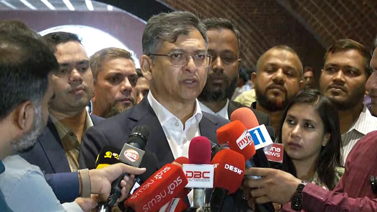 সংবিধান অনুযায়ী সংসদ আহ্বান, সংস্কার পরিষদ বলতে কিছু নেই : স্বরাষ্ট্রমন্ত্রী