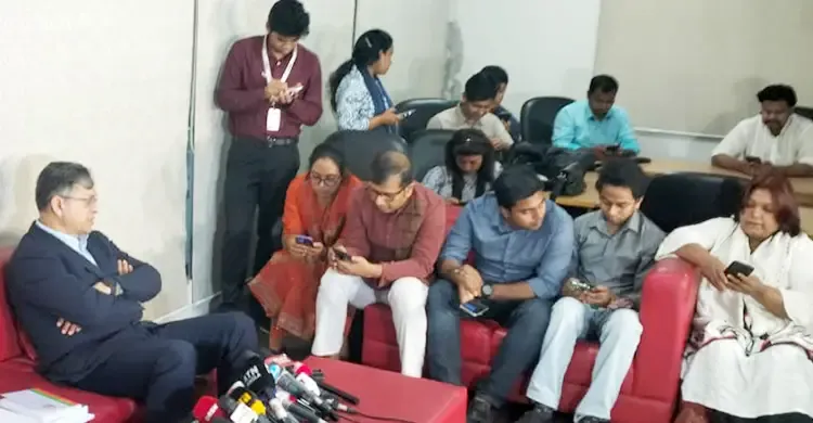 ২০০ আসনে প্রার্থী চূড়ান্ত করছে বিএনপি ‘না’ ভোটে সম্মতি