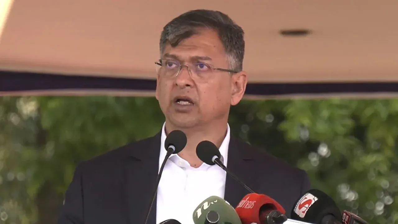 র‌্যাবের ওপর সন্ত্রাসী হামলার জবাব দেওয়া হবে: স্বরাষ্ট্রমন্ত্রী