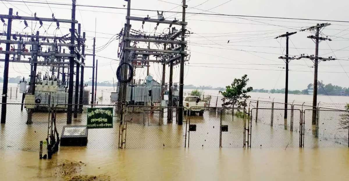 বিদ্যুৎ বিচ্ছিন্ন দক্ষিণাঞ্চলের ৪০ লাখ গ্রাহক