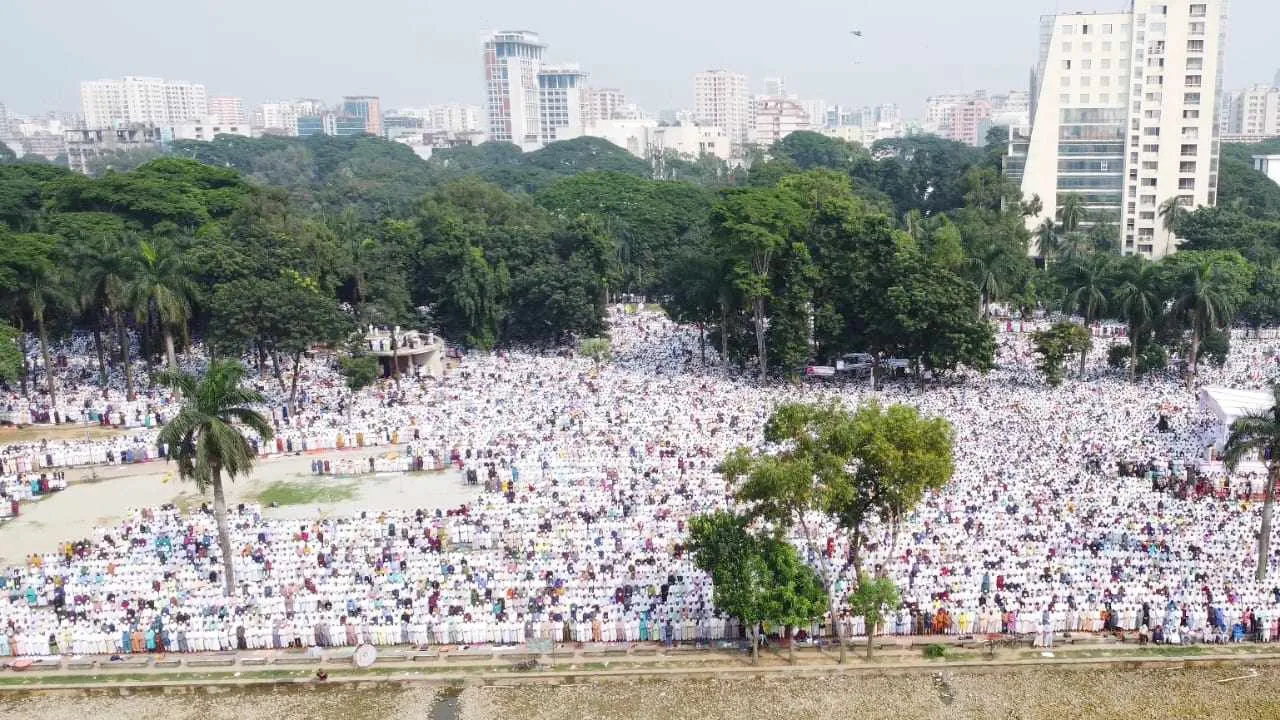 ইসলামী আন্দোলনের মহাসমাবেশে লোকে লোকারণ্য সোহরাওয়ার্দী উদ্যান