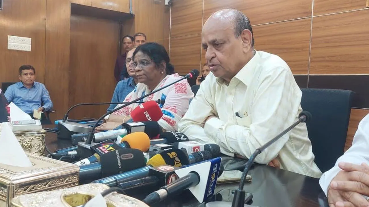 কারো যাতে ডেঙ্গু না হয় সেজন্য সবাইকে কাজ করতে হবে : স্বাস্থ্যমন্ত্রী