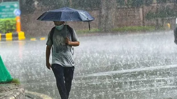 সারাদেশে বৃষ্টি, অতিভারী হতে পারে ৫ বিভাগে