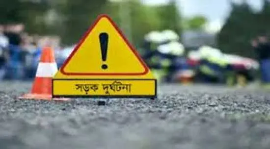 ঢাকা-চট্টগ্রাম মহাসড়কে ট্রাকচাপায় শিশুসহ নিহত ৩