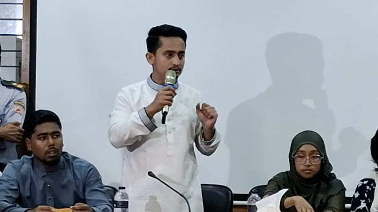 এখনই বৈষম্যবিরোধীদের রাজনৈতিক দল গঠন করা উচিত নয় : সারজিস