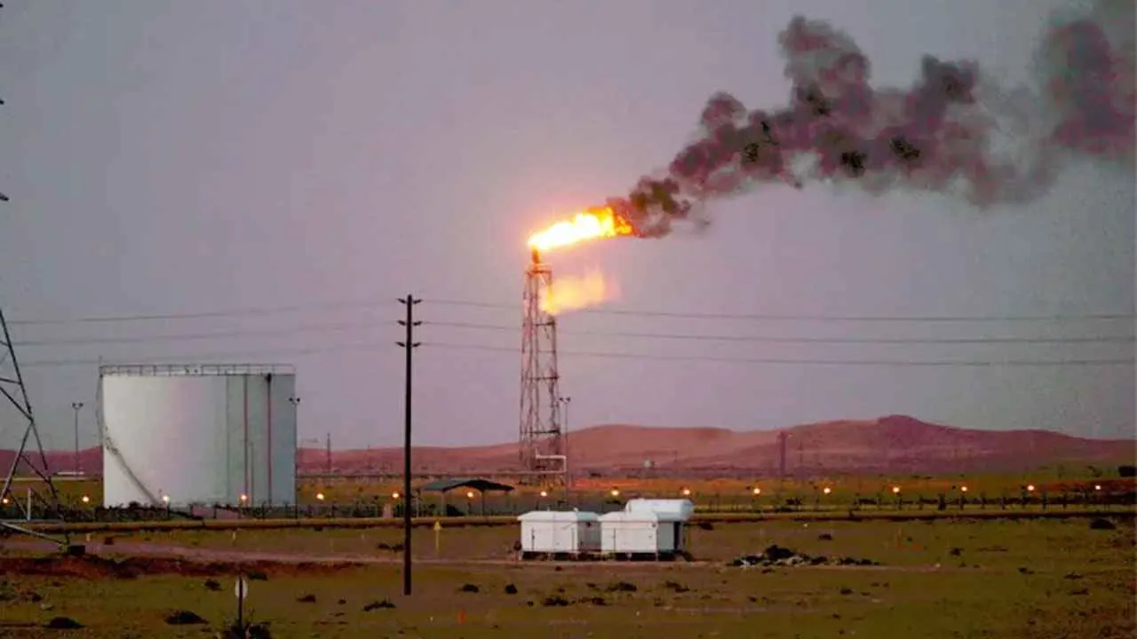 সৌদির তেলের খনিতে ইরানের ড্রোন হামলা