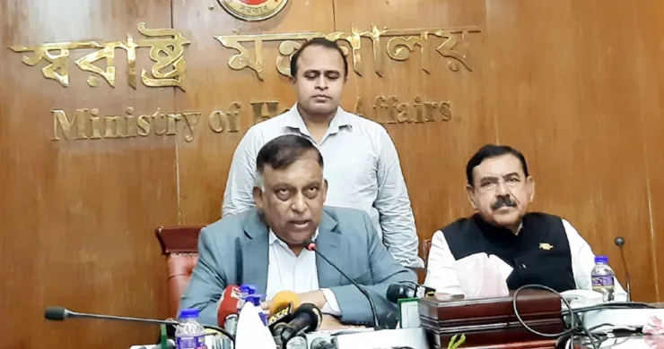 অধ্যক্ষকে অপমানের ঘটনা খতিয়ে দেখা হচ্ছে : স্বরাষ্ট্রমন্ত্রী