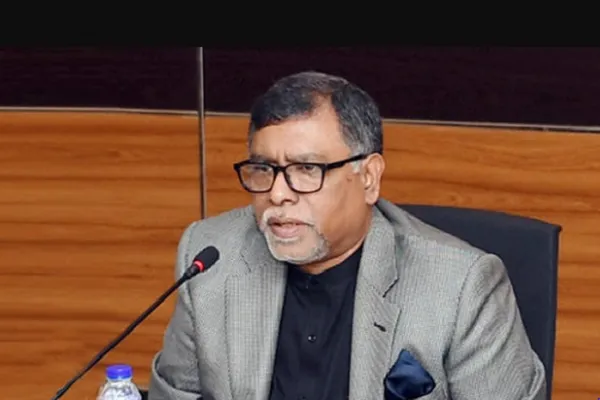১৬ কোটি মানুষকে সেবা দিতে হিমশিম খেতে হচ্ছে : স্বাস্থ্যমন্ত্রী