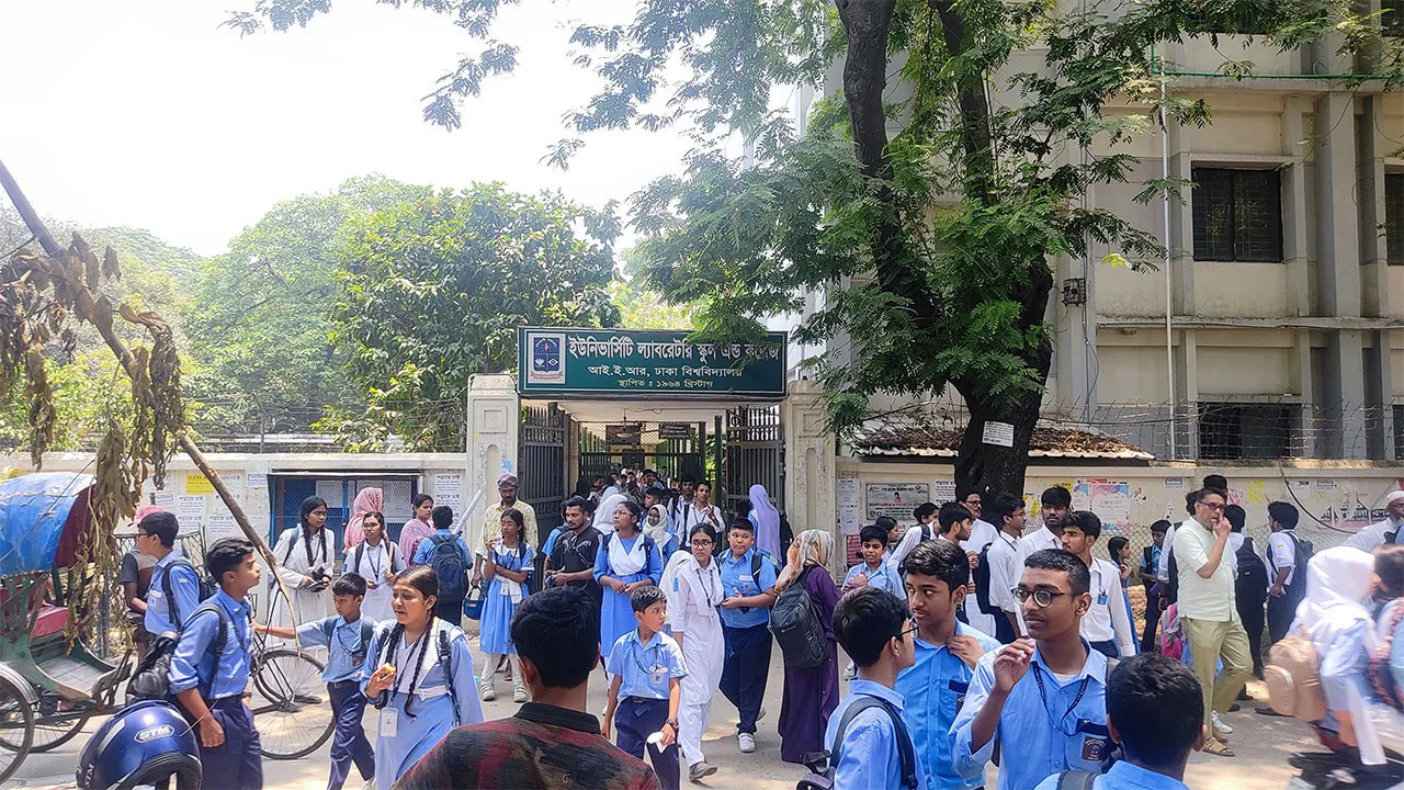 দেড় বছর পর শনিবার বিদ্যালয়ে ক্লাস, মিশ্র প্রতিক্রিয়া অভিভাবকদের