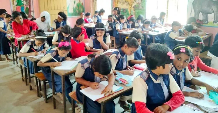 আজ সারাদেশে স্কুল-কলেজ-মাদরাসা বন্ধ
