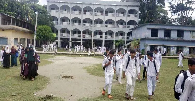 শনিবার স্কুল খোলা রাখার প্রতিবাদে শিক্ষকদের কর্মবিরতি ঘোষণা