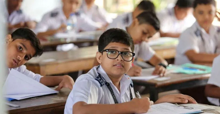 স্কুলে ভর্তিতে এ বছরও থাকছে লটারি