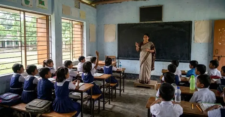 ১ অক্টোবরের মধ্যে যোগ দেবেন প্রাথমিকের ১৪ হাজার শিক্ষক