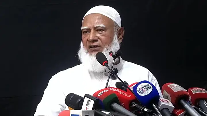 মাদরাসাকে যারা অবজ্ঞা করবেন, দুনিয়াতেও তারা অসম্মানিত হবেন