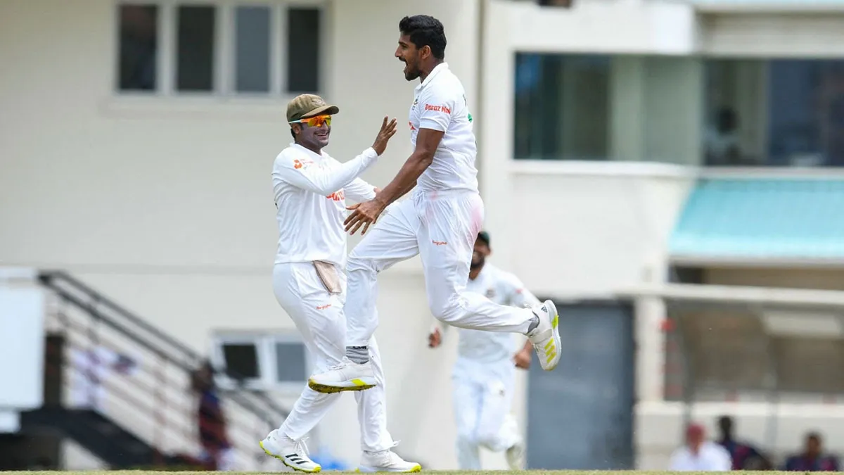 ভারতীয় শিবিরে প্রথম আঘাত হানলেন খালেদ