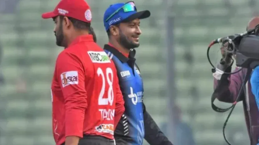 বাঁচা-মরার লড়াইয়ে মুখোমুখি সাকিব-তামিম