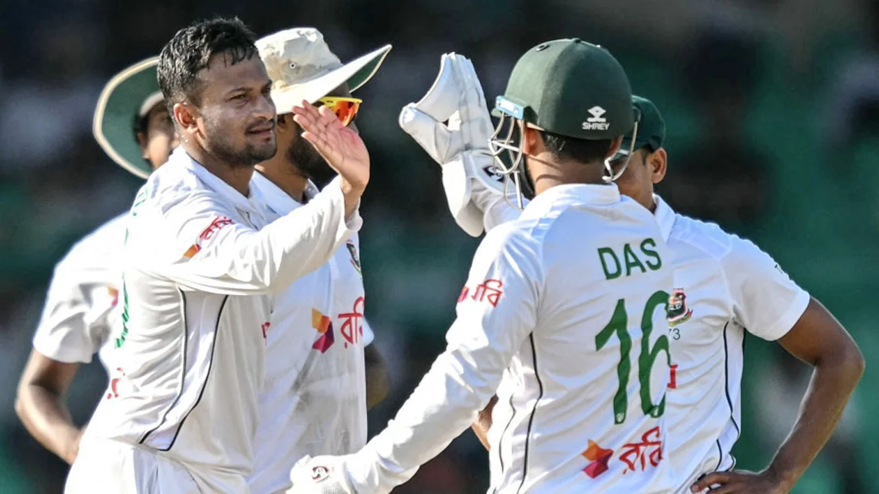 shakib-test-wicket-20241018150938