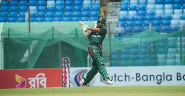 শান্তর সেঞ্চুরিতে অঘোষিত ফাইনালে ২৬৫ রানের পুঁজি বাংলাদেশের