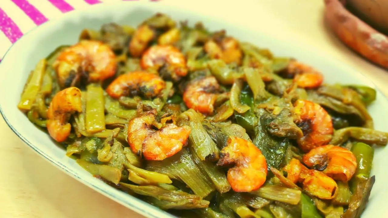 চিংড়ি দিয়ে শাপলা রান্নার রেসিপি