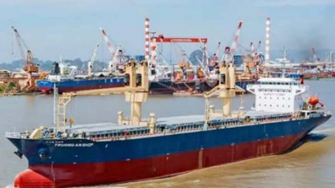ভারত ও ভিয়েতনাম থেকে এলো ৩৮ হাজার টন চাল