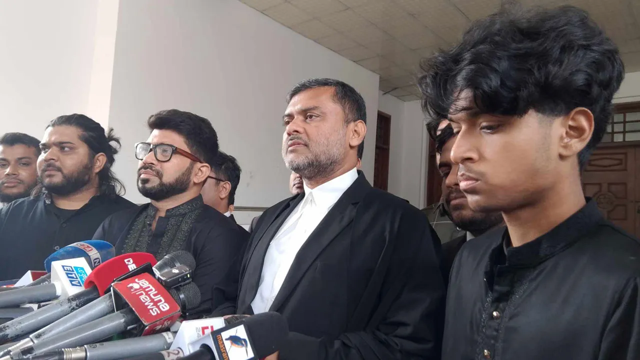 ঊর্ধ্বতন কর্তৃপক্ষের চাপে সাগর-রুনি হত্যার তদন্ত বন্ধ ছিল: শিশির মনির