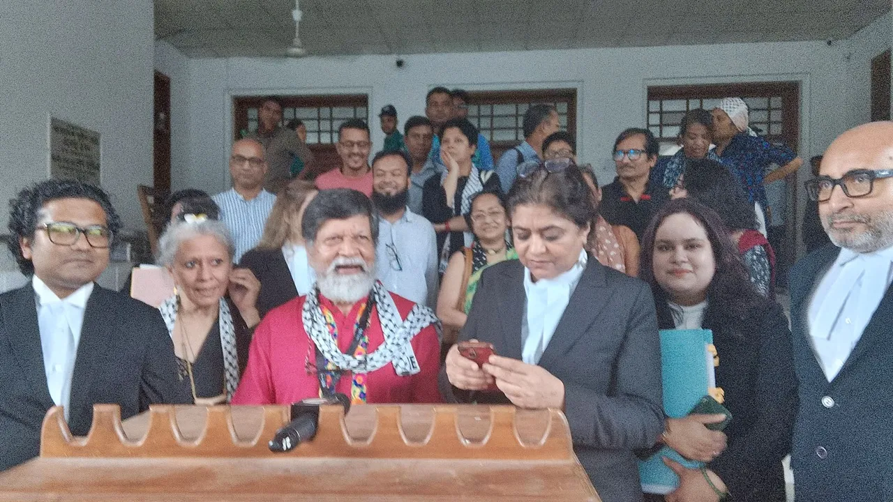 শহিদুল আলমের  বিরুদ্ধে আইসিটি আইনের মামলা হাইকোর্টে বাতিল