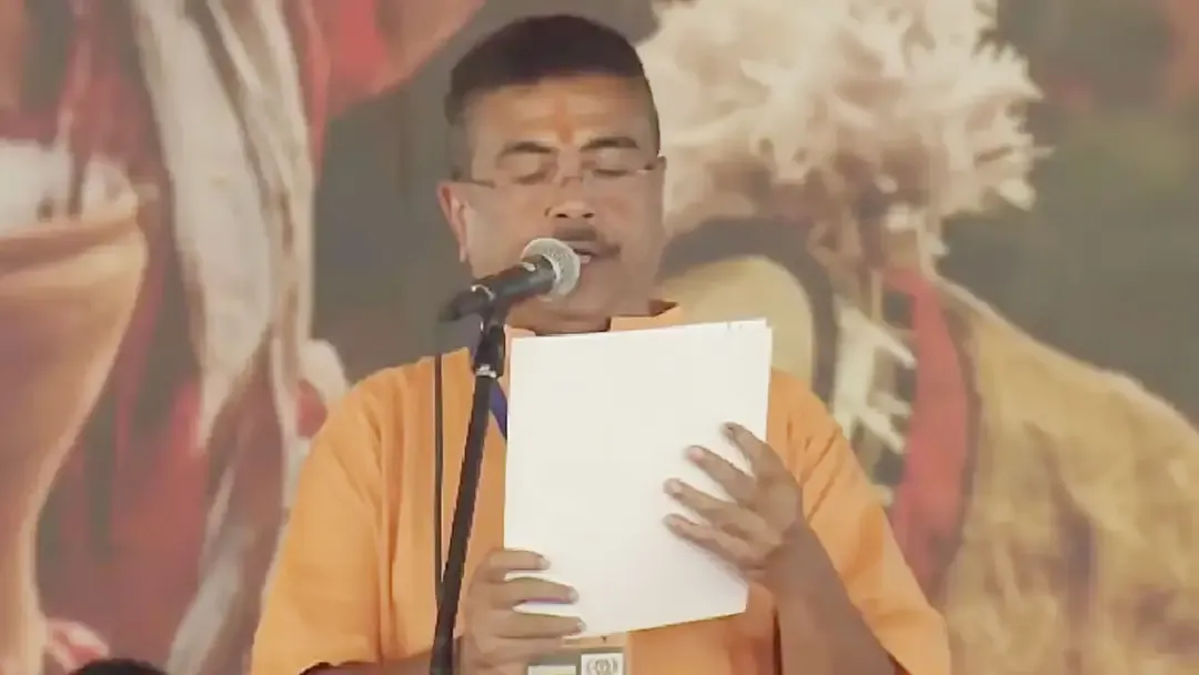 মুখ্যমন্ত্রীর শপথ নিলেন শুভেন্দু অধিকারী