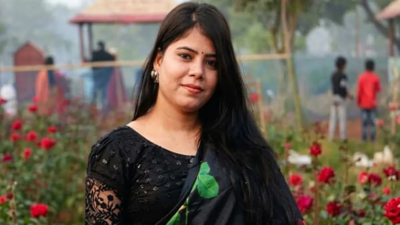 ছিনতাইকারীর টানে রিকশা থেকে পড়ে নারীর মৃত্যু