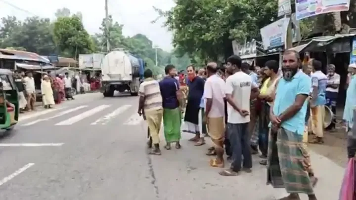 শাহজাদপুরে ট্রাকের ধাক্কায় অটোরিকশাযাত্রী নিহত